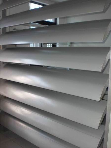 Outdoor fusiform sunshade shutter  window
